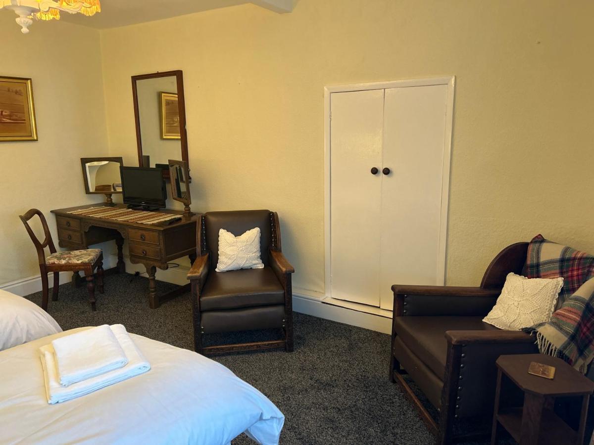 Lucy Cross Guest House מראה חיצוני תמונה