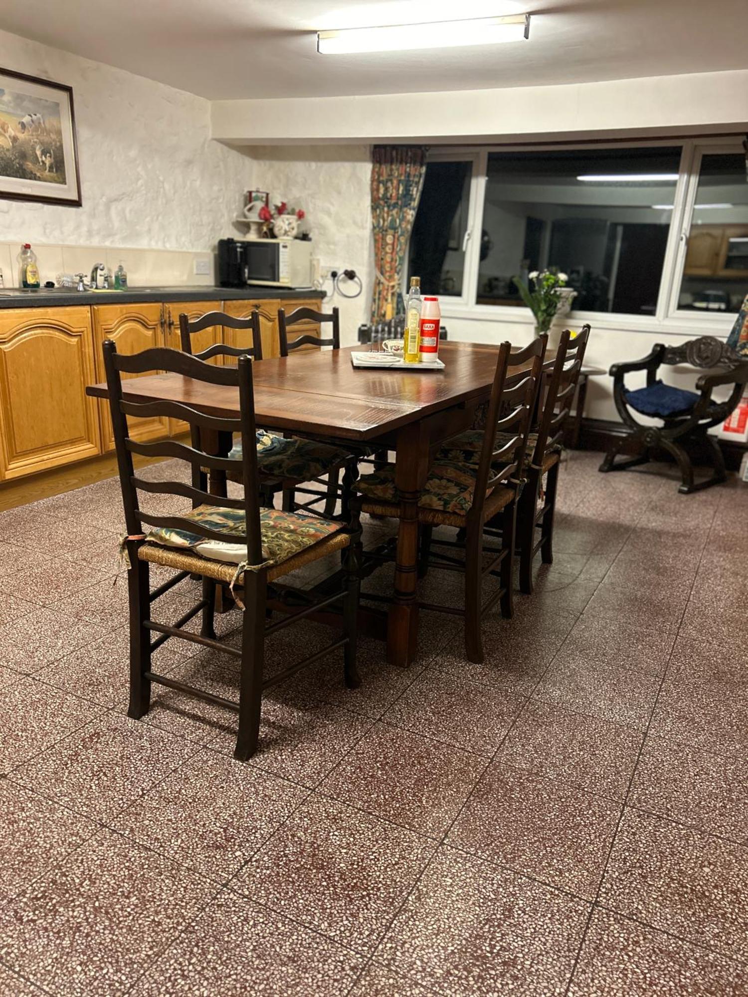Lucy Cross Guest House מראה חיצוני תמונה